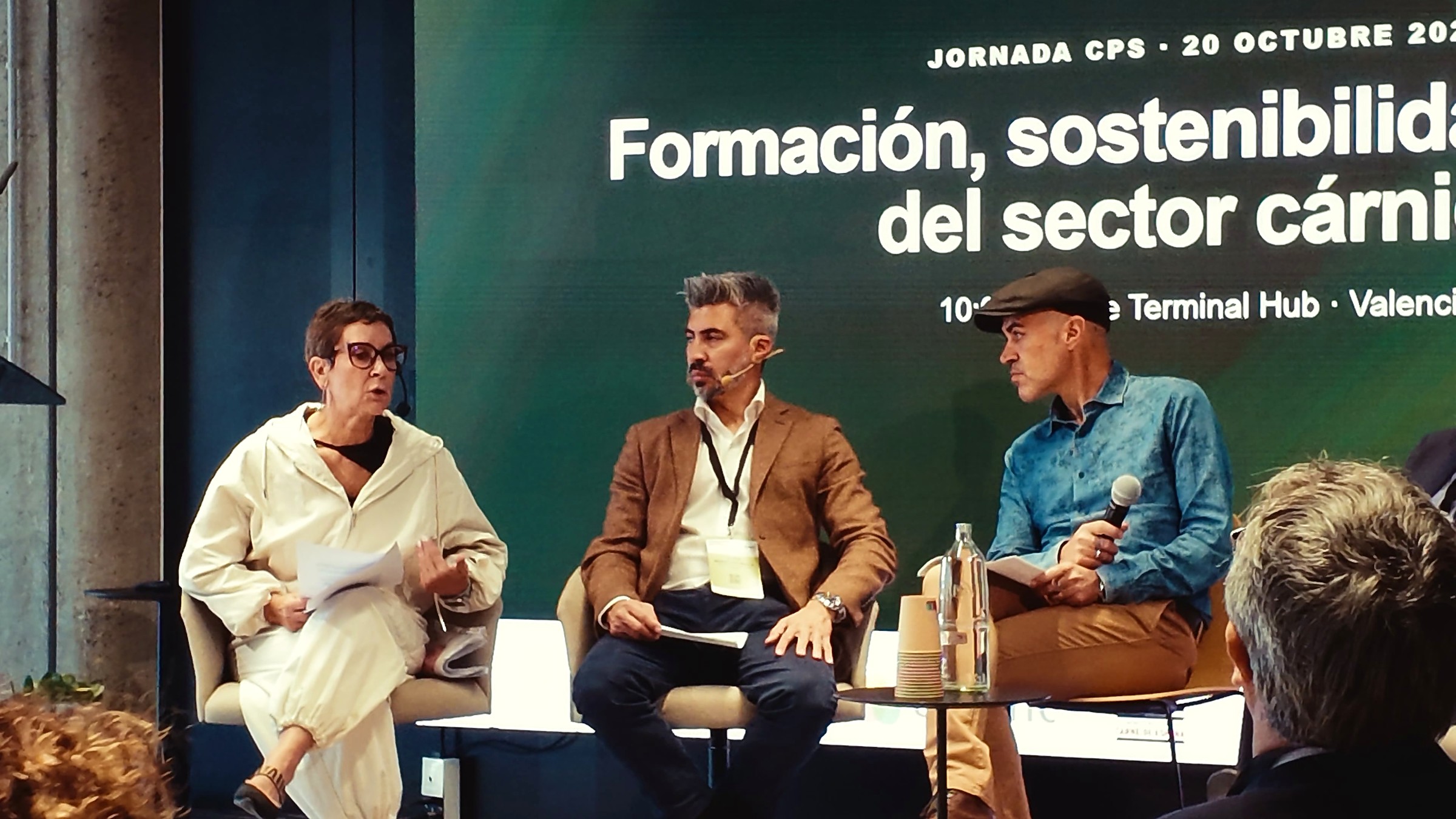 Diálogo entre organizaciones empresariales y sindicales
